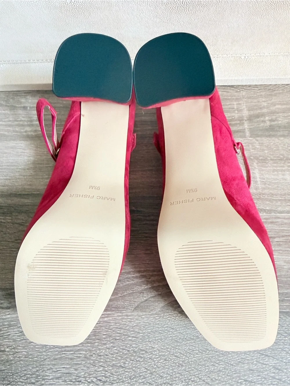 New in Box Marc Fisher Nicoly Pump in Red Suede sz 9.5